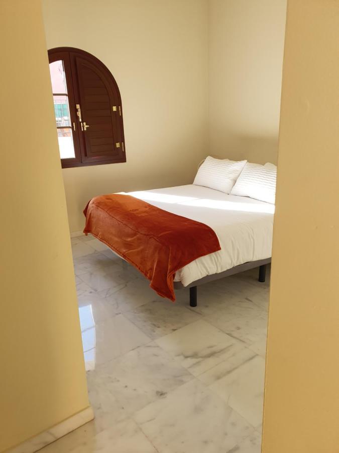Habitaciones Casa Sevillana Centro Экстерьер фото