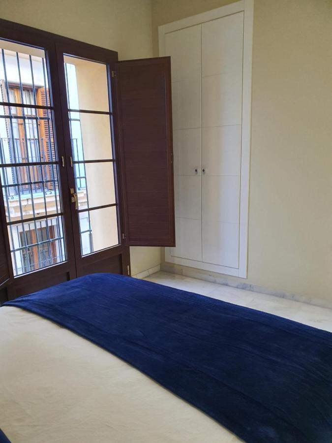 Habitaciones Casa Sevillana Centro Экстерьер фото